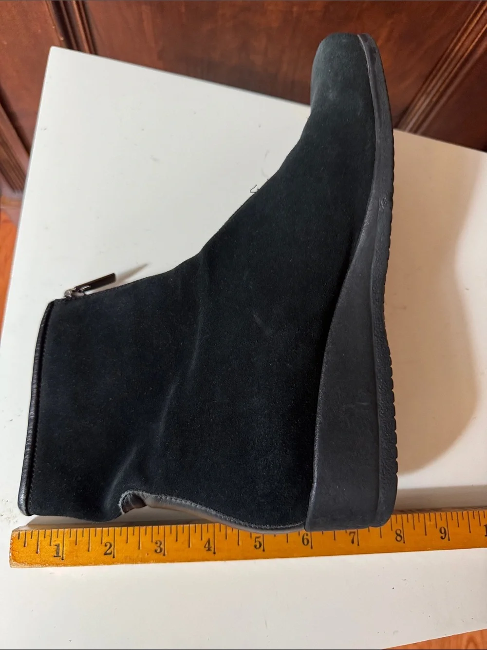La CANADIENNE Black Suede Center-Zip Square-Toe Ankle Booties